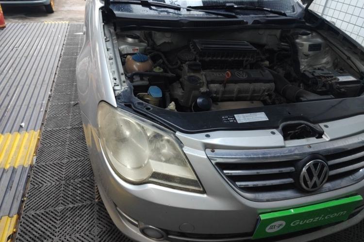 Used Volkswagen Bora 2008 1.6L Automatic Fashion Edition Engine Bay Right