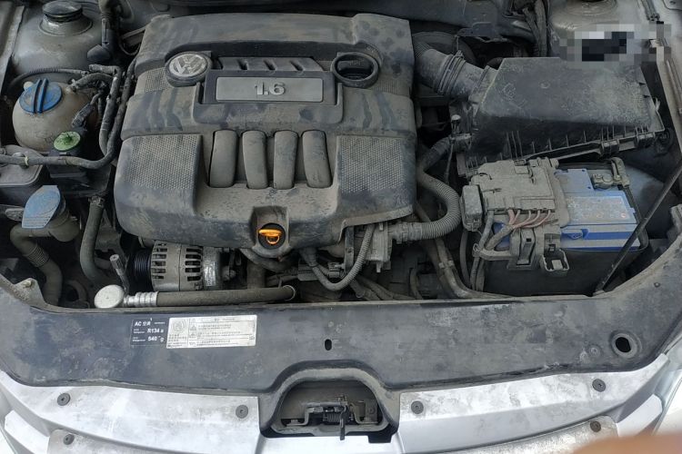 Used Volkswagen Bora 2008 1.6L Automatic Comfort Edition Engine Bay