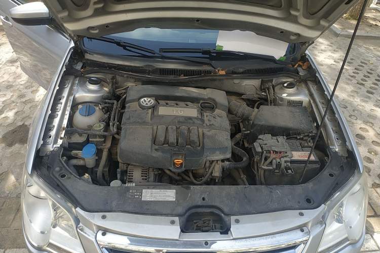 Used Volkswagen Bora 2008 1.6L Automatic Fashion Edition Engine Bay