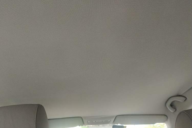 Used Volkswagen Bora 2008 1.6L Automatic Fashion Edition Headliner