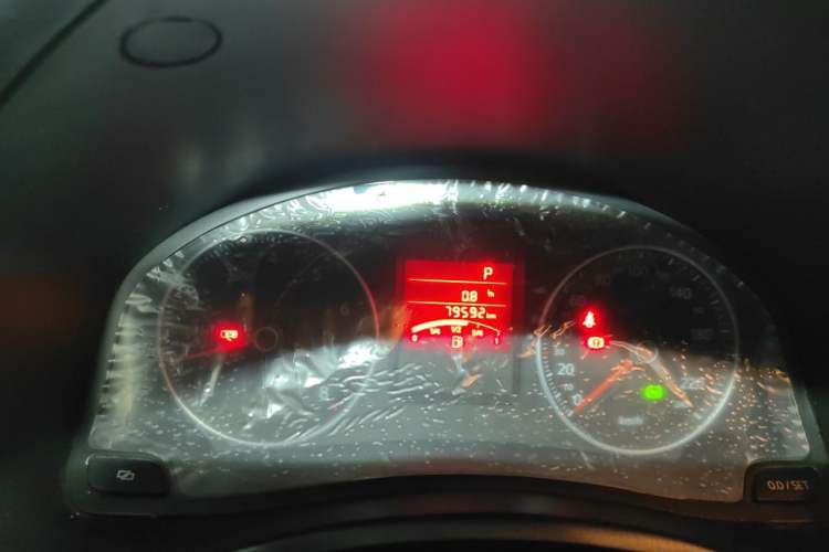 Used Volkswagen Bora 2008 1.6L Automatic Comfort Edition Instrument Cluster