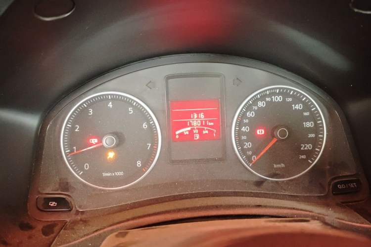 Used Volkswagen Bora 2008 1.6L Manual Fashion Model Instrument Cluster