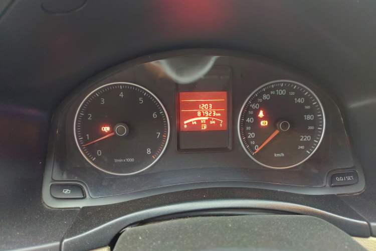 Used Volkswagen Bora 2008 1.6L Manual Comfort Model Instrument Cluster