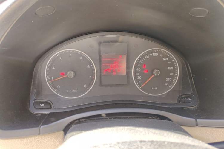 Used Volkswagen Bora 2008 2.0L Automatic Comfort Edition Instrument Cluster