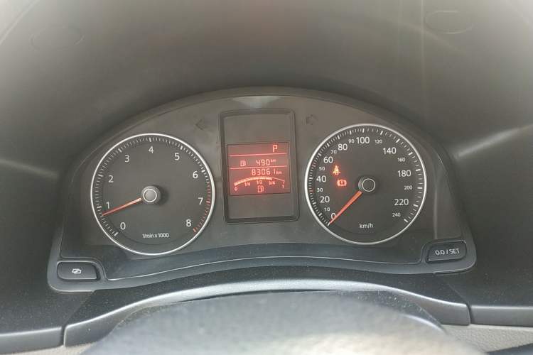 Used Volkswagen Bora 2008 1.6L Automatic Fashion Edition Instrument Cluster
