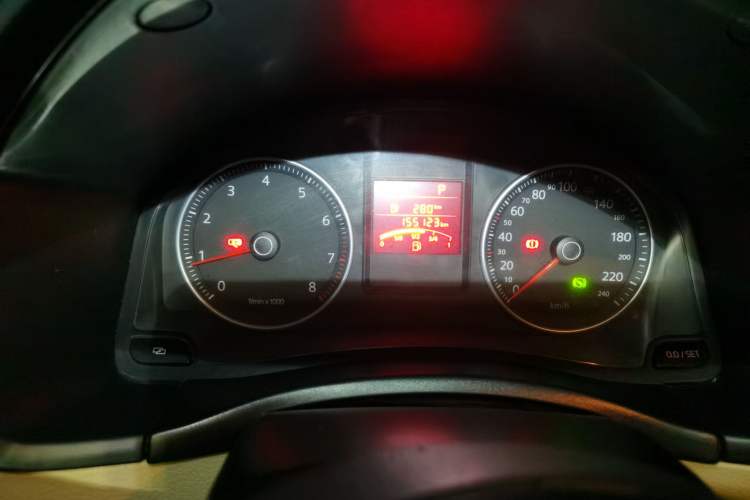 Used Volkswagen Bora 2008 1.6L Automatic Comfort Edition Instrument Cluster