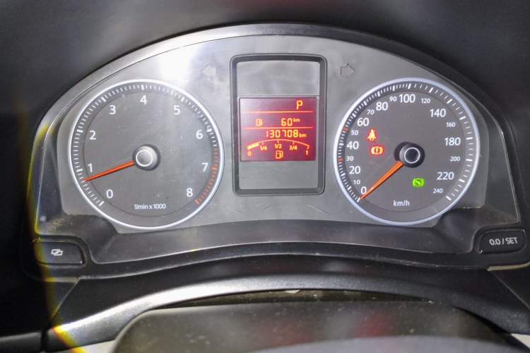 Used Volkswagen Bora 2008 1.6L Automatic Fashion Edition Instrument Cluster
