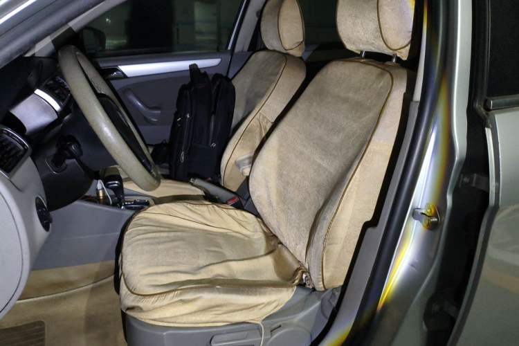 Used Volkswagen Bora 2008 1.6L Automatic Fashion Edition Left Front Seat