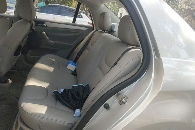 Used Volkswagen Bora 2008 1.6L Automatic Fashion Edition Left Rear Seat