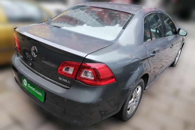 Used Volkswagen Bora 2008 1.6L Automatic Fashion Edition Rear Right 45 Deg
