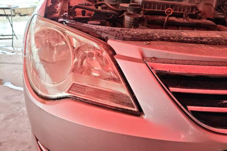 Used Volkswagen Bora 2008 1.6L Manual Fashion Model Right Front Headlight