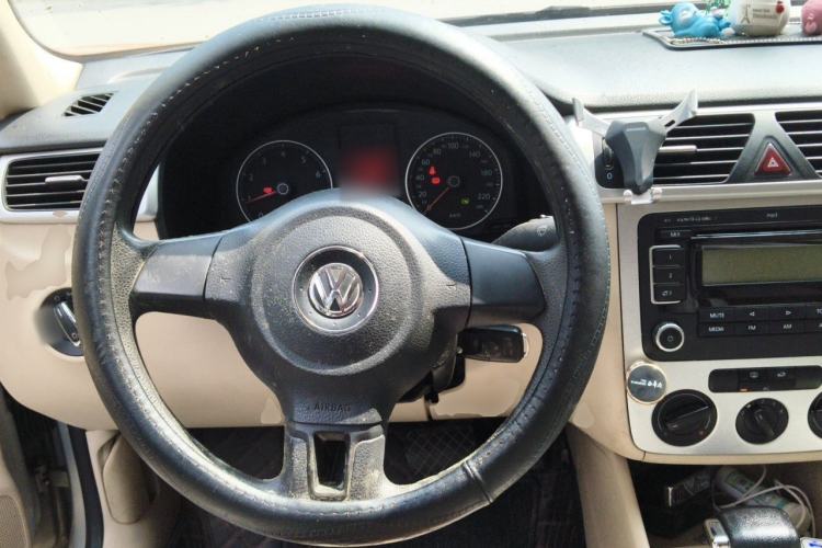 Used Volkswagen Bora 2008 1.6L Automatic Fashion Edition Steering Wheel