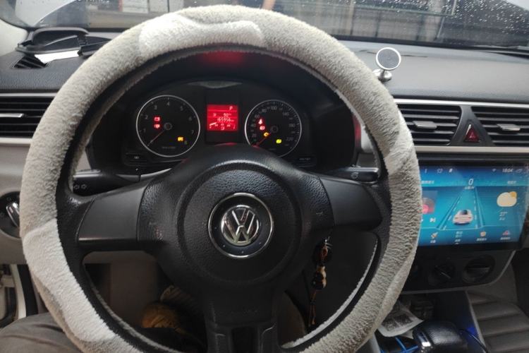 Used Volkswagen Bora 2008 1.6L Automatic Fashion Edition Steering Wheel