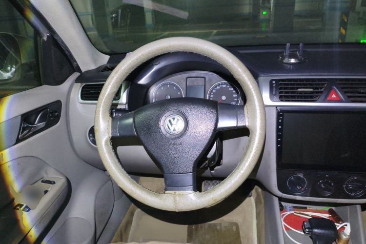 Used Volkswagen Bora 2008 1.6L Automatic Fashion Edition Steering Wheel