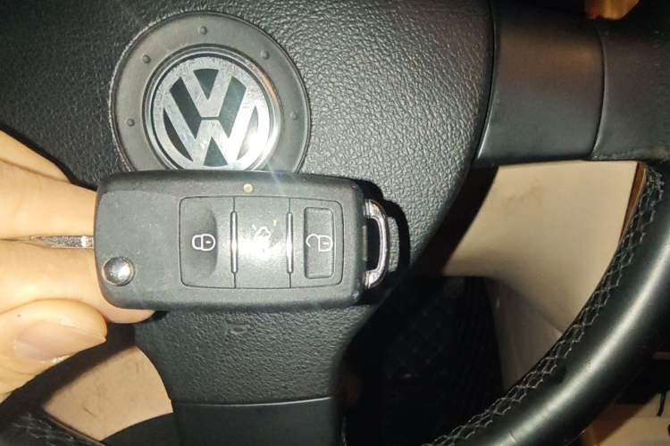 Used Volkswagen Bora 2008 1.6L Automatic Comfort Edition Vehicle Key