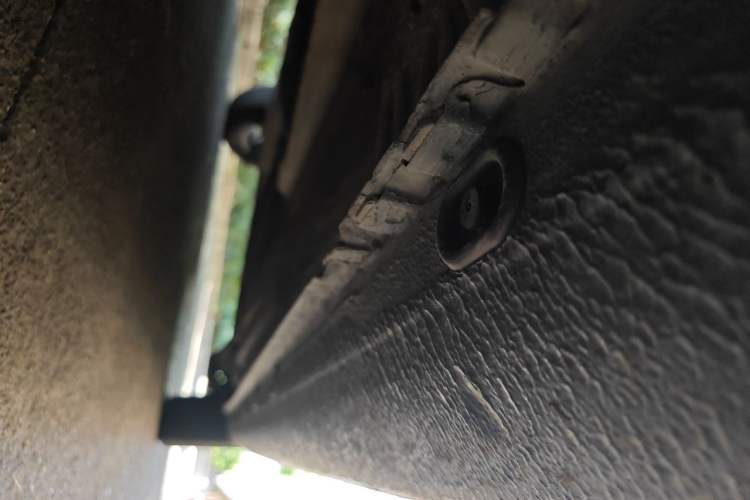 Used Volkswagen Bora 2011 1.6L Manual Fashion Edition Chassis Front Left
