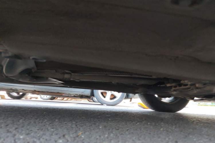 Used Volkswagen Bora 2011 1.6L Automatic Fashion Edition Chassis Front Right