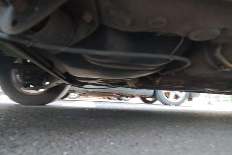 Used Volkswagen Bora 2011 1.6L Automatic Fashion Edition Chassis Rear Right