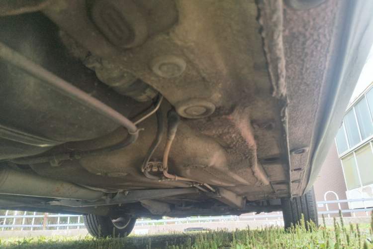 Used Volkswagen Bora 2011 1.4T Automatic Comfort Model Chassis Rear Right