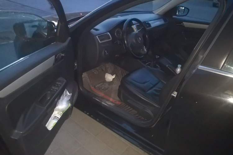 Used Volkswagen Bora 2011 1.4T Manual Comfort Model Driver Seat