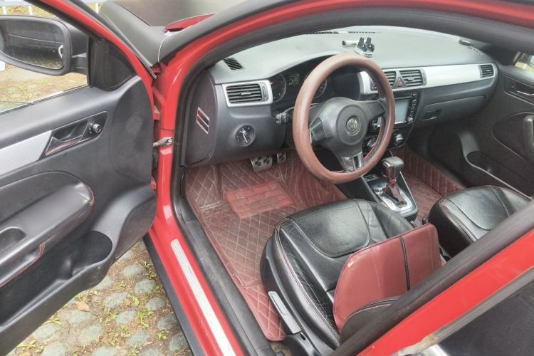 Used Volkswagen Bora 2011 1.4T Automatic Comfort Model Driver Seat