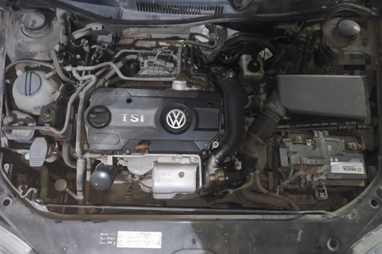 Used Volkswagen Bora 2011 1.4T Manual Luxury Model Engine Bay