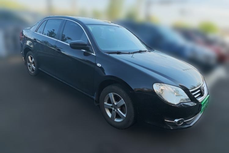 Used Volkswagen Bora 2011 1.6L Automatic Fashion Edition Front Right 45 Deg