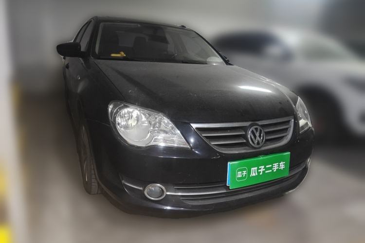 Used Volkswagen Bora 2011 1.4T Manual Luxury Model Front Right 45 Deg