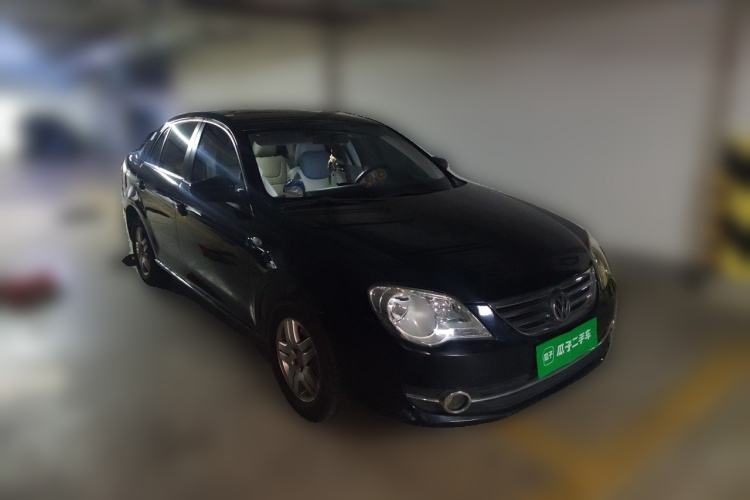 Used Volkswagen Bora 2011 1.6L Automatic Fashion Edition Front Right 45 Deg