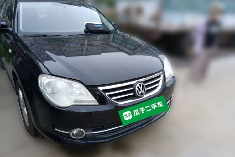 Used Volkswagen Bora 2011 1.6L Manual Comfort Version Front Right 45 Deg
