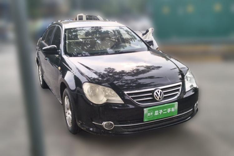 Used Volkswagen Bora 2011 1.6L Automatic Fashion Edition Front Right 45 Deg