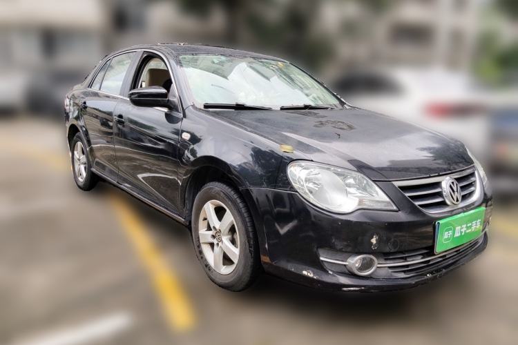 Used Volkswagen Bora 2011 1.6L Automatic Fashion Edition Front Right 45 Deg