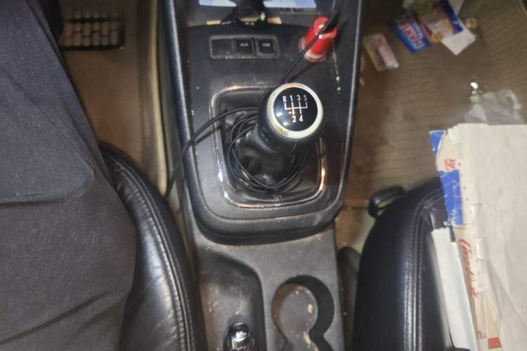 Used Volkswagen Bora 2011 1.4T Manual Luxury Model Gear Lever