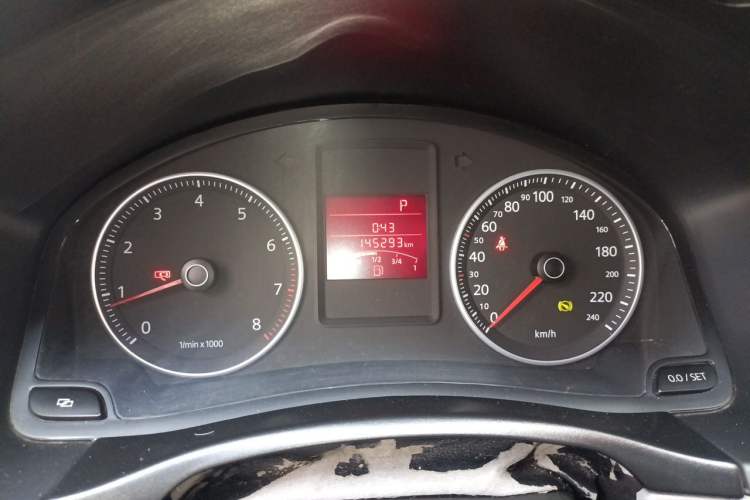 Used Volkswagen Bora 2011 1.6L Automatic Luxury Model Instrument Cluster