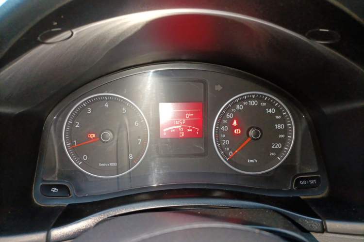 Used Volkswagen Bora 2011 1.6L Manual Comfort Version Instrument Cluster