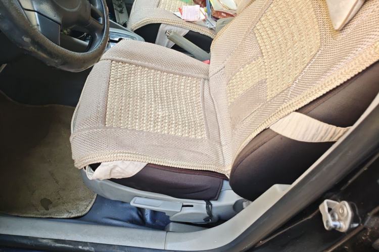 Used Volkswagen Bora 2011 1.6L Automatic Fashion Edition Left Front Seat