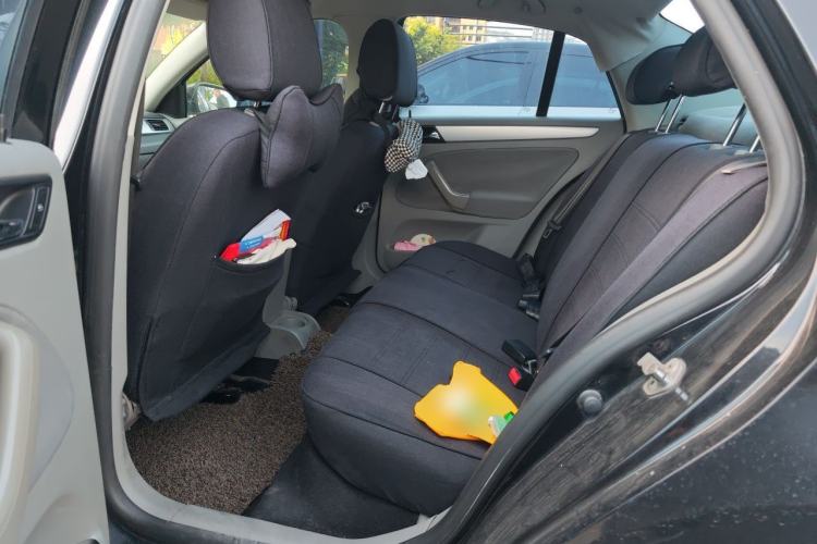 Used Volkswagen Bora 2011 1.6L Automatic Fashion Edition Left Rear Seat