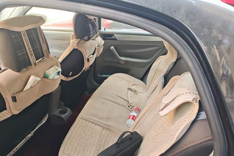 Used Volkswagen Bora 2011 1.6L Automatic Fashion Edition Left Rear Seat