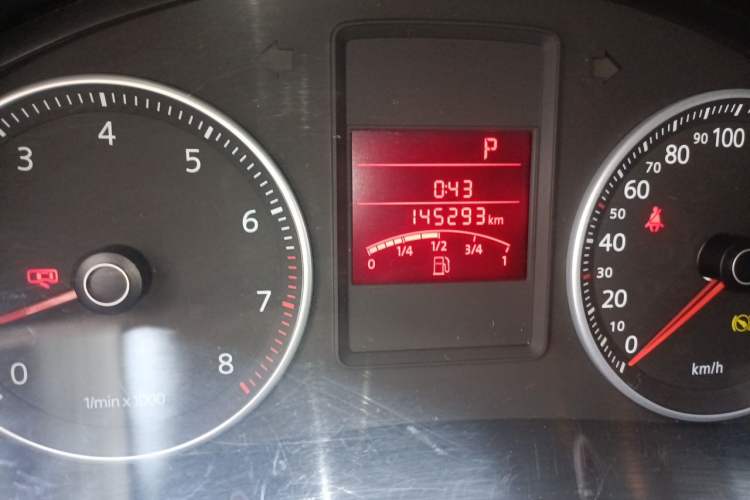 Used Volkswagen Bora 2011 1.6L Automatic Luxury Model Odometer Close Up