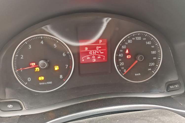 Used Volkswagen Bora 2011 1.6L Automatic Fashion Edition Odometer Close Up