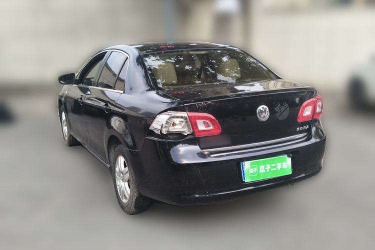 Used Volkswagen Bora 2011 1.6L Automatic Fashion Edition Rear Left 45 Deg