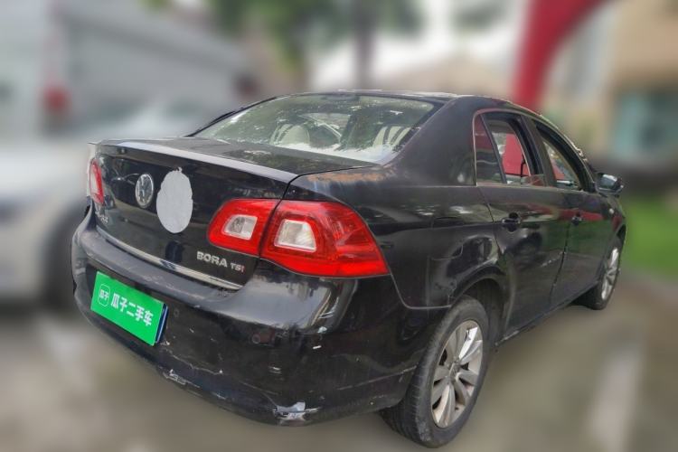 Used Volkswagen Bora 2011 1.4T Automatic Comfort Model Rear Right 45 Deg
