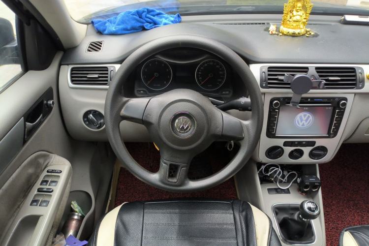Used Volkswagen Bora 2011 1.6L Manual Fashion Edition Steering Wheel