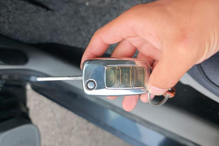 Used Volkswagen Bora 2011 1.6L Automatic Fashion Edition Vehicle Key