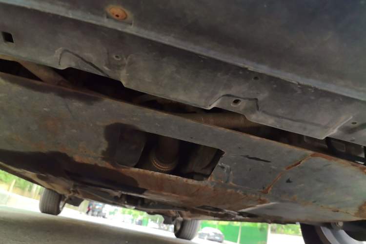 Used Volkswagen Bora 2011 1.6L Automatic Comfort Model Chassis Front