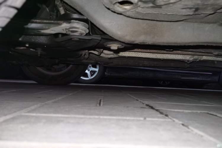 Used Volkswagen Bora 2011 1.6L Manual Fashion Edition Chassis Front Left
