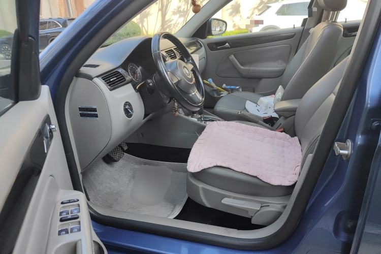 Used Volkswagen Bora 2011 1.6L Automatic Comfort Model Driver Seat