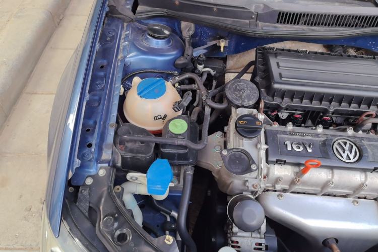 Used Volkswagen Bora 2011 1.6L Automatic Comfort Model Engine Bay Right