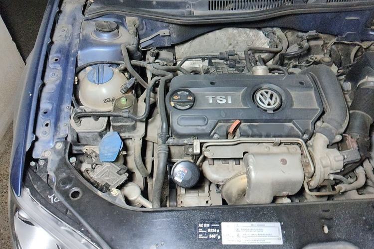 Used Volkswagen Bora 2011 1.4T Automatic Comfort Model Engine Bay Right