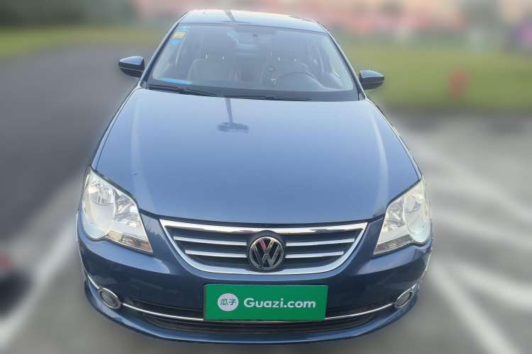 Used Volkswagen Bora 2011 1.6L Manual Comfort Version Front